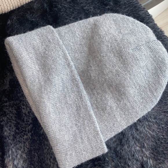 Carhartt Grey Beanie Bundle - 3 BEANIES UNWORN - New - Picture 3 of 7